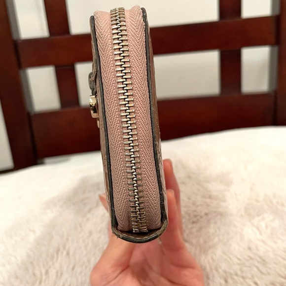 Gucci microguccissima continental zip wallet, metallic rose gold - Picture 5 of 12